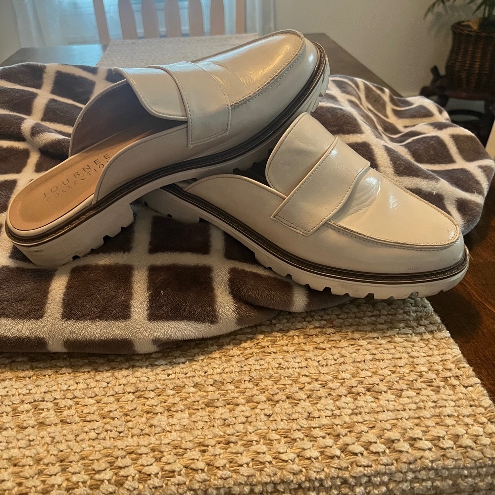 Journee Collection Slides
